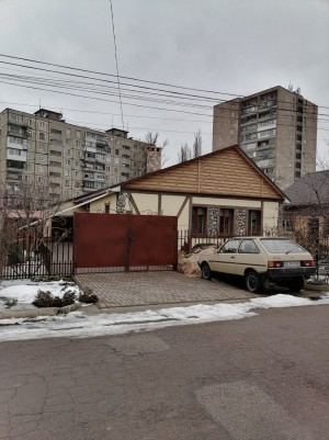 ул. Пурина, 53 (г. Кривой Рог, Долгинцевский район) - Продається будинок, 55000 $ - АФНУ